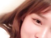 清纯萌妹KIKI道具鸡鸡抽插自慰高潮喷水嫩逼无毛很是诱惑