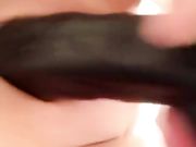 清纯萌妹KIKI道具鸡鸡抽插自慰高潮喷水嫩逼无毛很是诱惑