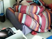 不同年齡夫妻居家性愛生活 孤寂人妻手淫辣媽哺乳更衣