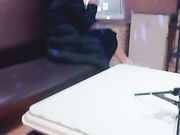 广场勾搭个妹子去KTV唱K叫来两个兄弟在沙发上轮干妹子