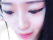 粉嫩漂亮的大眼美女主播紫薇大秀普通話对白