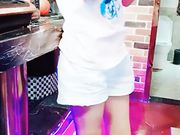 卡哇伊小妹子 在KTV和炮友啪啪大秀 先在卫生间里口交 后入啪啪