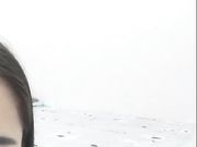 长相清纯萌妹子双人口交秀 躺着舔完jj再站着按着头抽插非常诱人