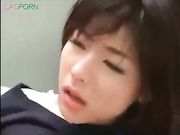 助理小妹在厕所里被前辈硬上
