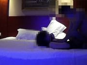 贵阳黑丝美女夫妻系列之黑丝女神性欲太旺酒店1挑3单男4P大战,干的相当暴力,对白淫荡不堪！国语！
