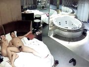偷拍情侣开房啪啪听口音东北人