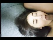高颜值白肤大奶气质美女被猥琐男灌醉了想要睡觉强行搞醒插嘴