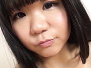 制服姿がお似合いの巨乳ちゃん1