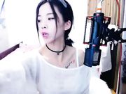 高颜值年轻嫩妹主播激情自慰大秀 身材很好 淫水白浆插出不少