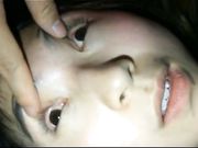 性感漂亮的95后黑丝美女和朋友KTV唱歌喝醉后被带到住所直接撕破丝袜啪啪