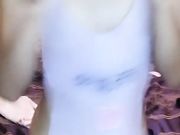 绑双马尾的年轻漂亮妹子女大学生灬双人被炮友玩弄一番 啪啪开草 身材也很好