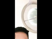 小表妹无聊跟哥哥来逛街累了直接去酒店啪啪