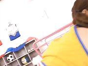 啦啦队女队员跟队伍教练乱搞