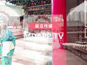 首支京剧艺术与情欲AV 欲望交织 巨乳花旦与经理在剧院里的肉体交易