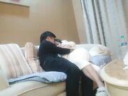 小伙终于把幼师院校网聊了很久的漂亮小美女约到公寓啪啪,颜值高,奶子大