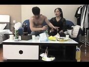 马尾熟女吃饱喝足啪啪，69舔弄扣逼上位骑坐侧入