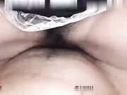 单纯的学生妹被我三言两语诱骗上床,还让她穿上女仆装玩情趣1