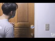 疫情隔离第九天-隔离室男同事在我面前强插女领导