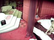 外表清纯内心淫荡大波眼镜美女与男友开房啪啪啪激情69互舔床头干到床尾年轻就是激情