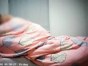 风骚性感的170CM大奶人妻和朋友一起吃饭喝了点酒后被朋友借着酒胆带到宾馆啪啪