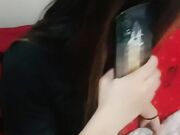 边打电话边草表姐鸡巴直接插越打电话越刺激